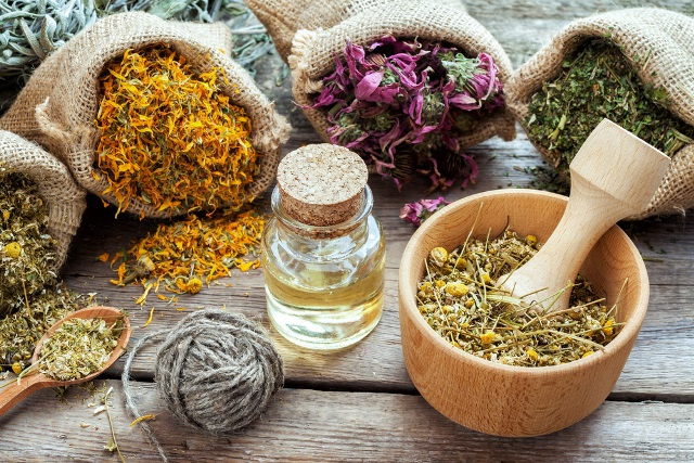  جایگاه ایران در طب سنتی در سطح بین المللی مطلوب است/ تجویز خودسرانه ممنوع