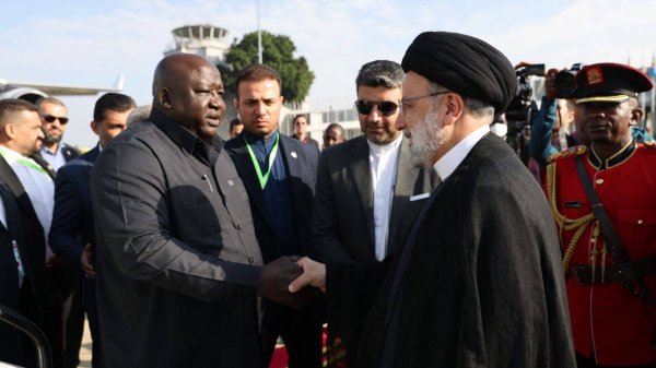 دکتر رئیسی «کامپالا» را به مقصد «هراره» ترک کرد