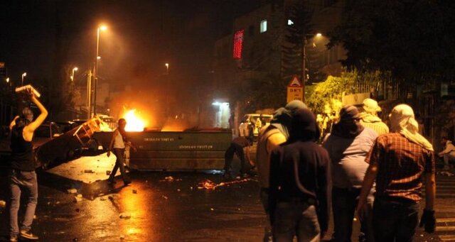 جوانان فلسطینی برج دیده‌بانی ارتش رژیم صهیونیستی را به آتش کشیدند